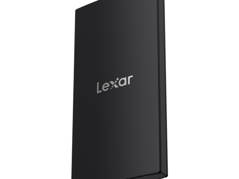 2 TB Lexar SL300 Portable SSD (Up to 1050MB/s) - image 3